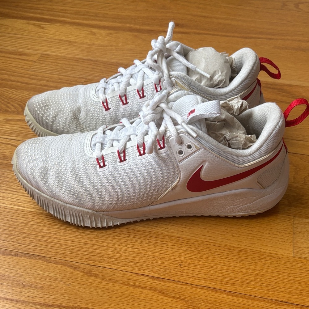Nike Women’s Volleyball Zoom Hyperace 2 Sneakers